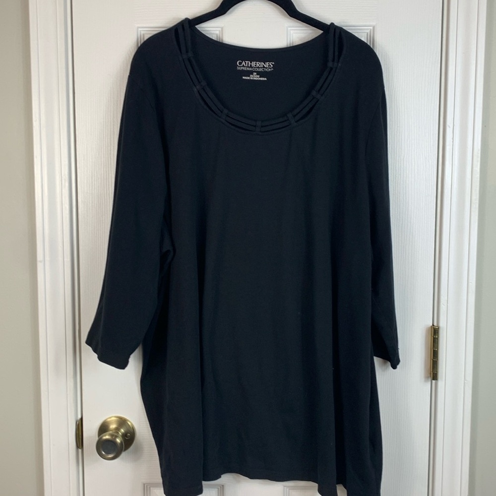 Catherine’s suprema collection black 3/4 sleeves. Size 2X(22-24W).